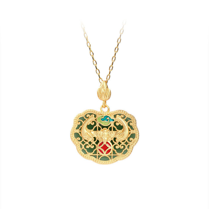 chinese womens gold and jade small pendant necklace
