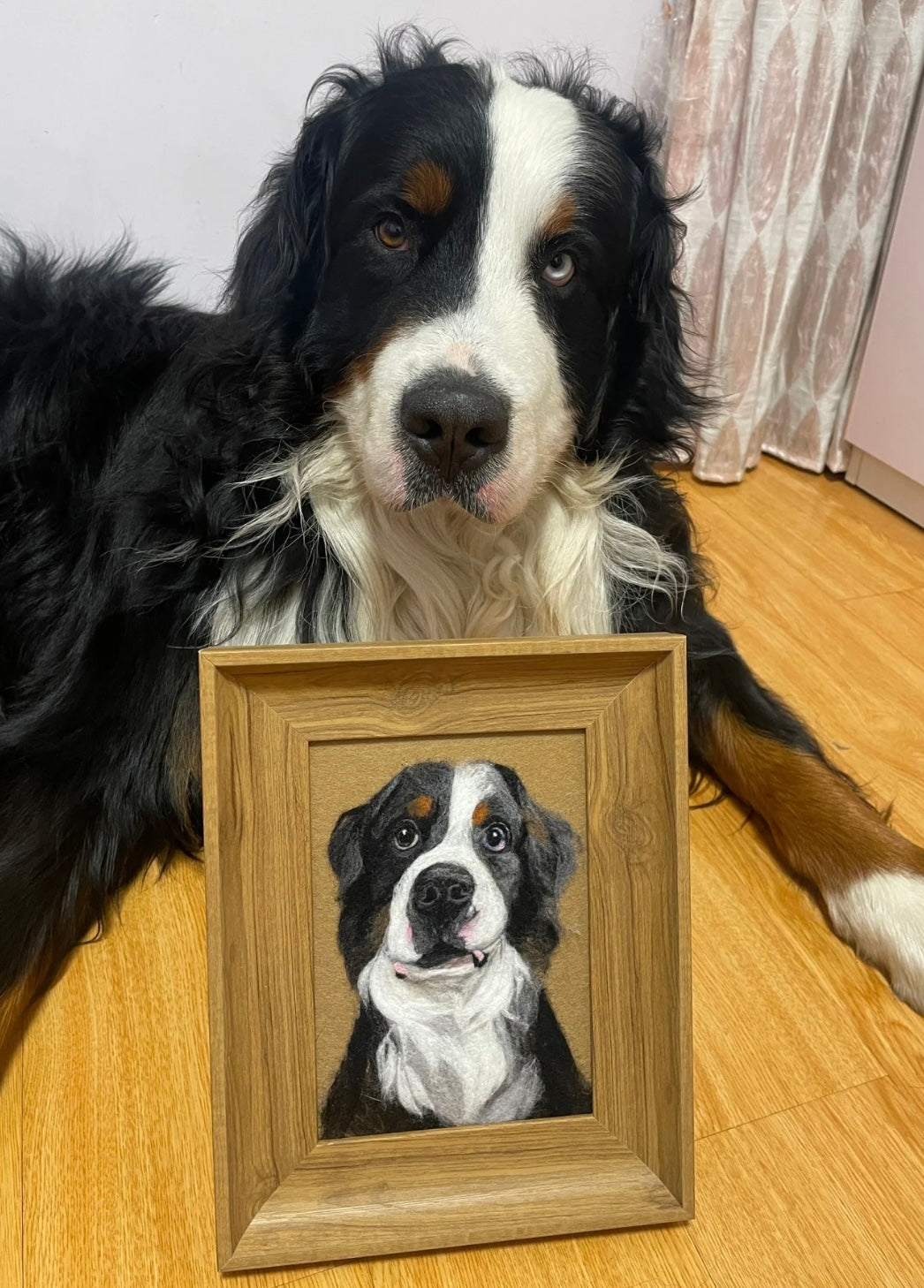 Personalisierte Haustier-Filzbild – Handgefertigte Wollfilz-Kunst