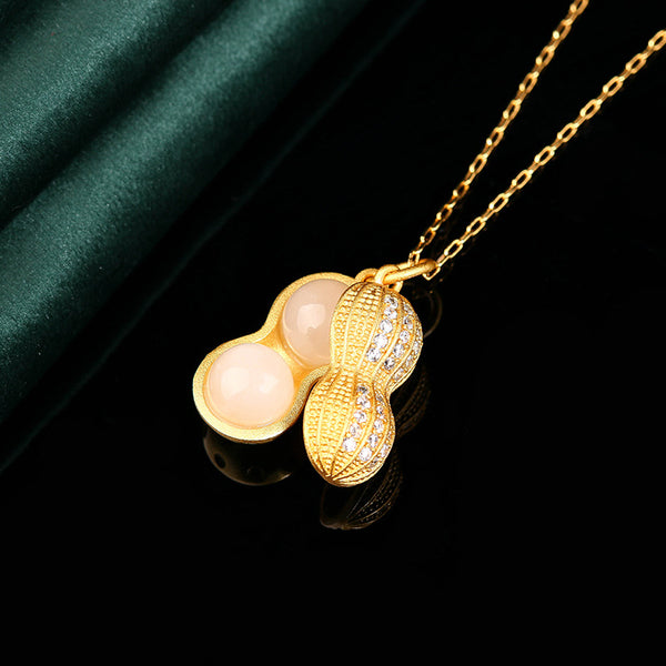 ladies gold necklace
