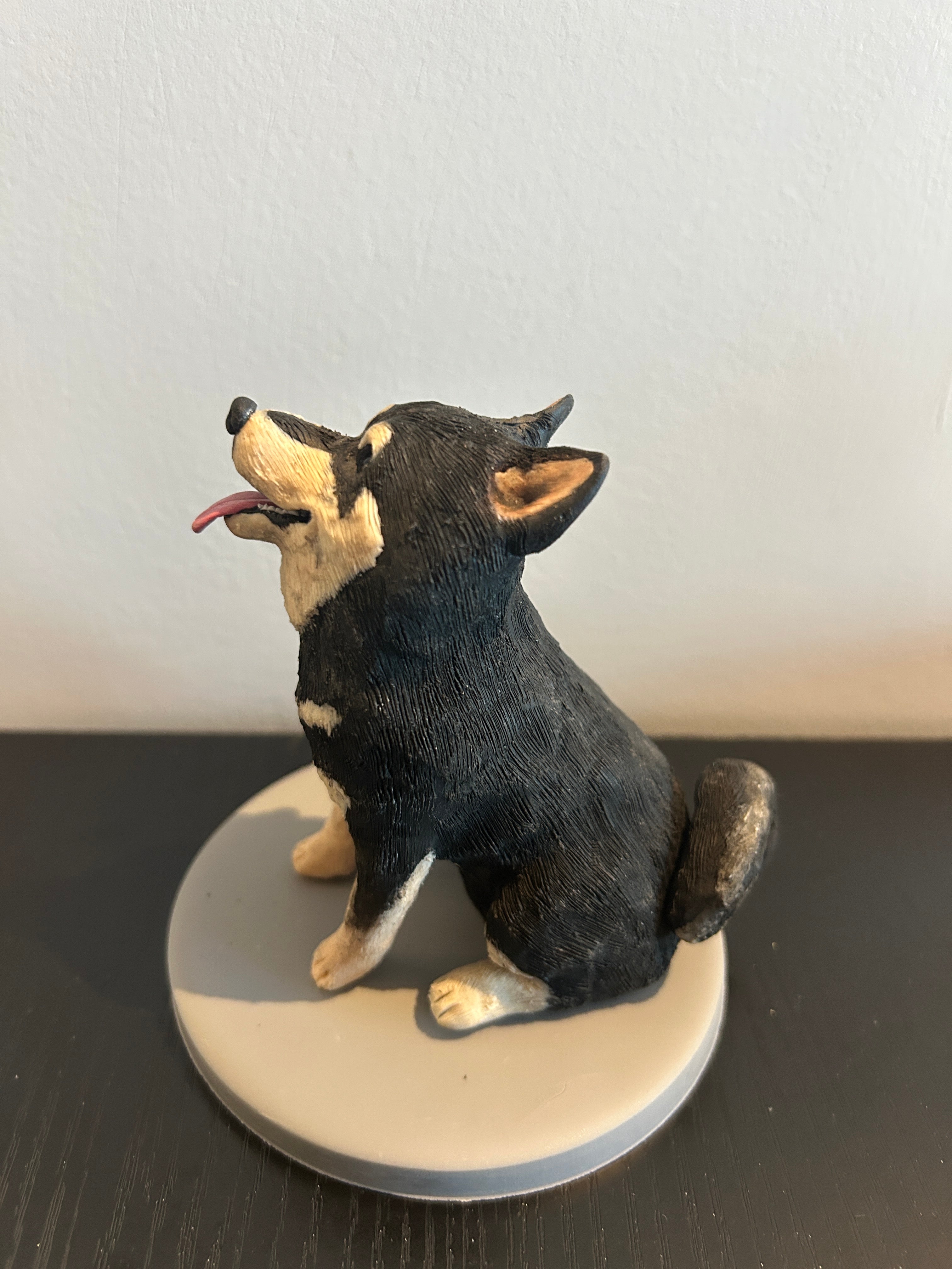 Personalisierte Haustier-Figur aus Polymer-Ton – Handgefertigt & Bemalt